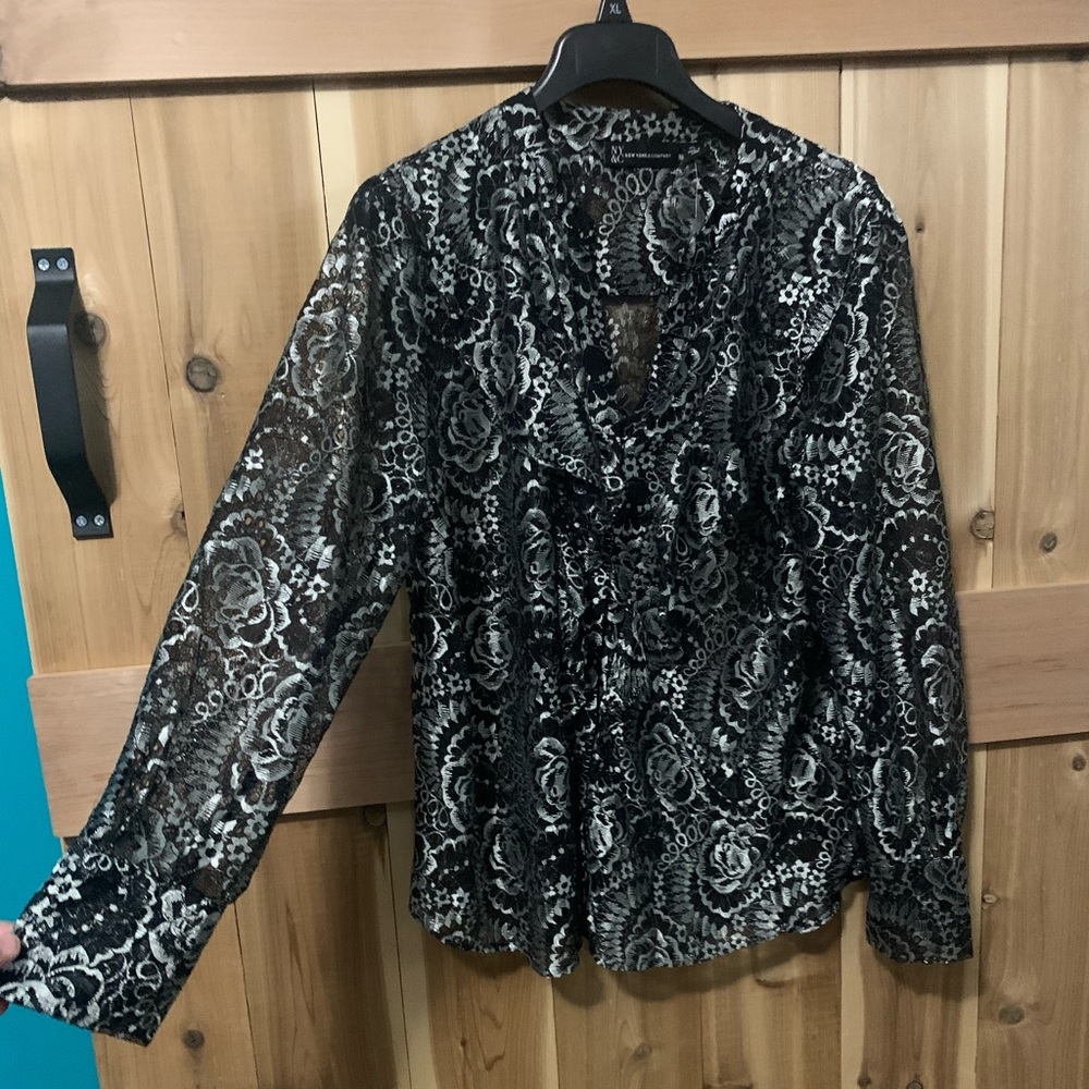 Front buttons blouse new
